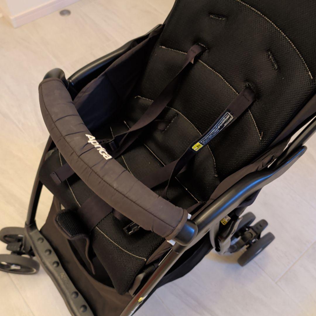 折りたたみ式ベビーカー マジカルエアークッション