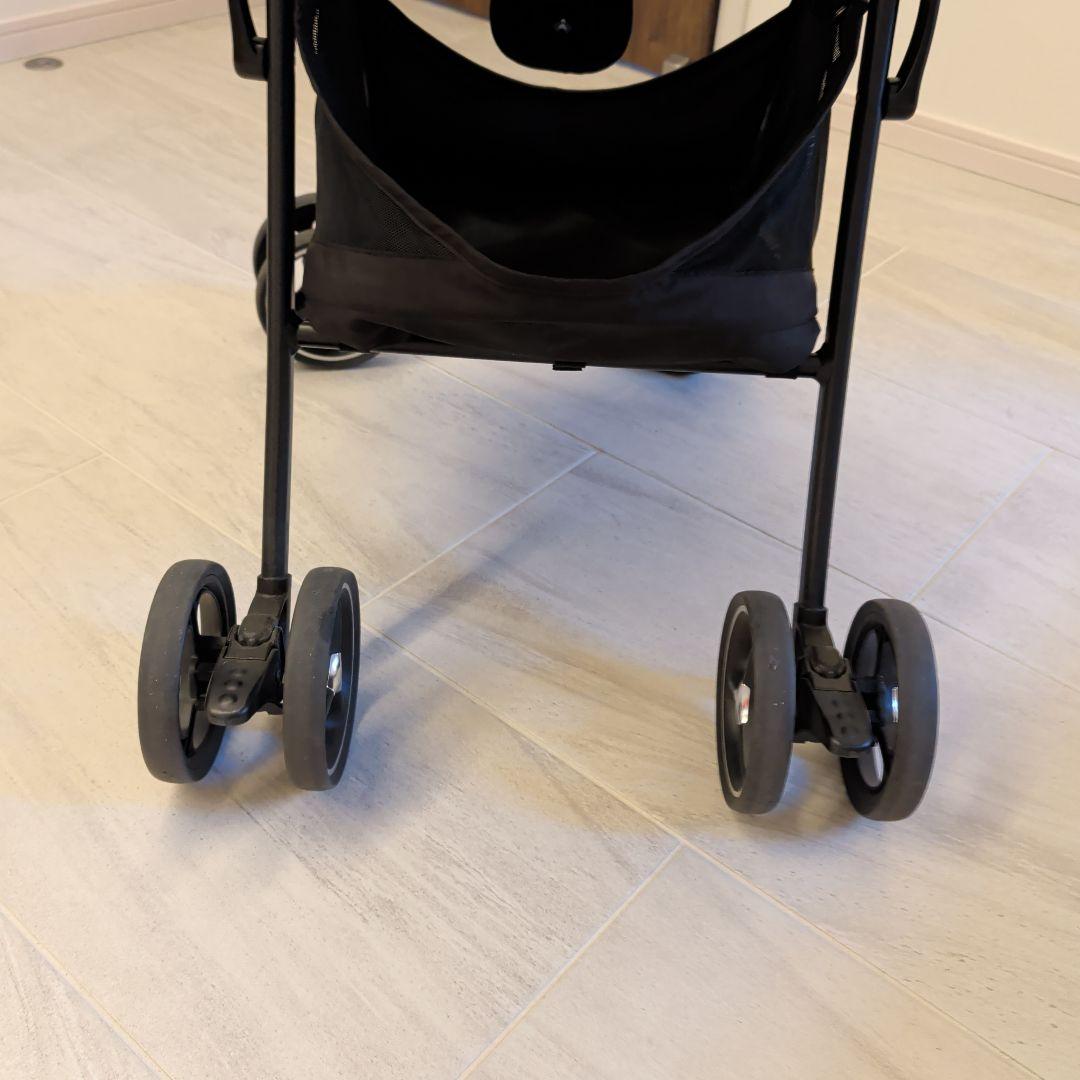 折りたたみ式ベビーカー マジカルエアークッション