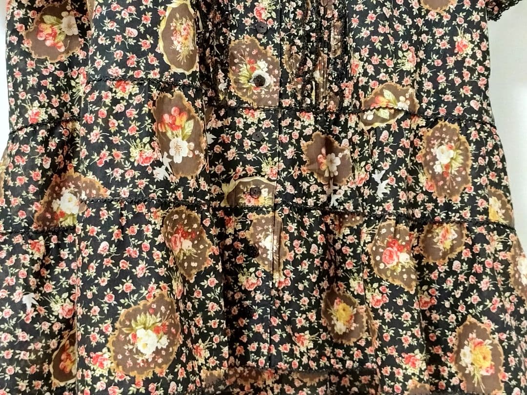 PINK HOUSE　ピンクハウス　チュニック 黒地✕小花柄　4Lサイズ