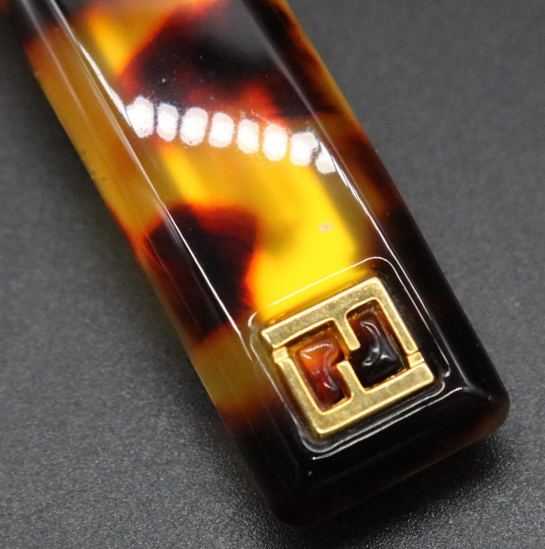 〇 FENDI フェンディ べっこう柄 ヘアピン バレッタ 髪留め 2個セット