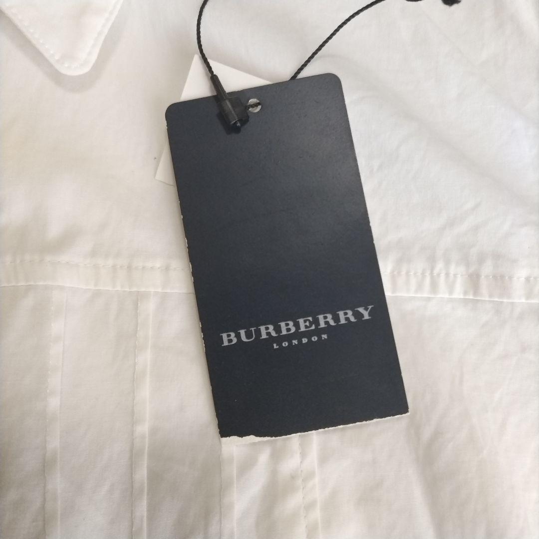 タグ付き　バーバリーロンドン　半袖シャツ　ノバチェック　フリル　ホース刺繍