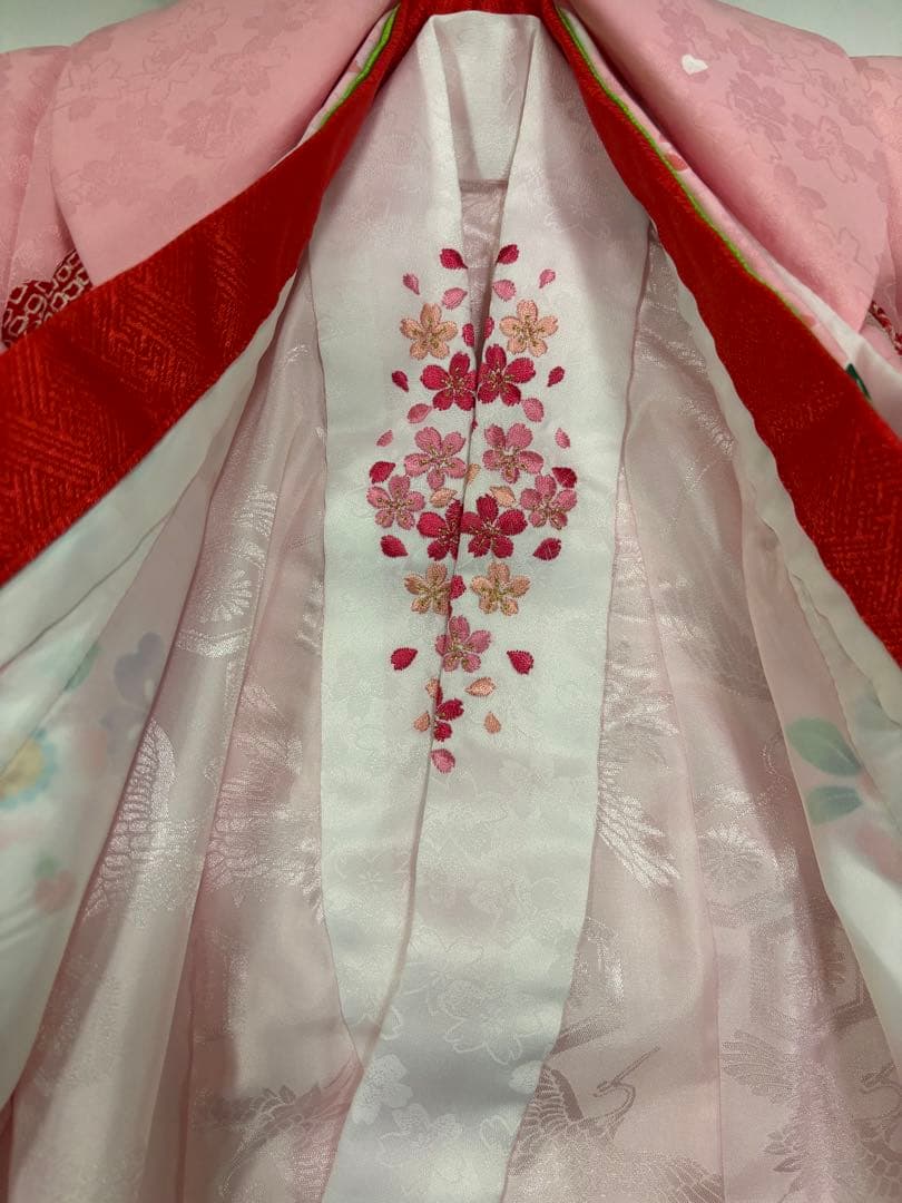 七五三　3歳女の子　着物・被布セット　白とピンク　うさぎ飾り　カラフル被布　新品