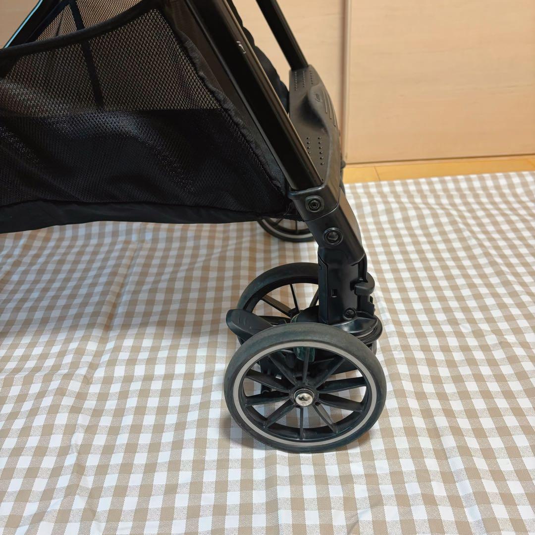 コンビベビーカースゴカルα 4キャス compact エッグショック HT