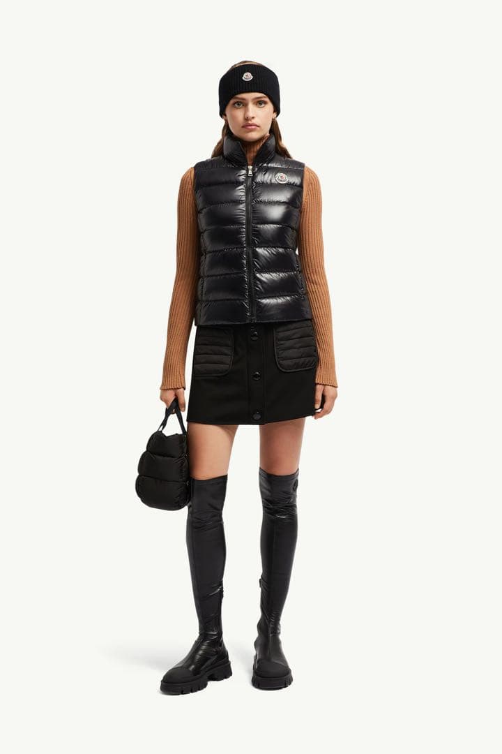 ★モンクレール　ダウンベスト　GHANY　超美品　00　ブラック　定番★