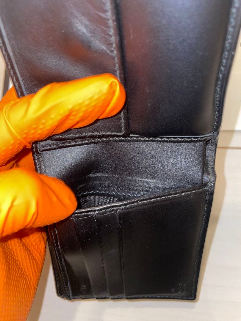 [美品] GUCCI 蛇柄　折り財布