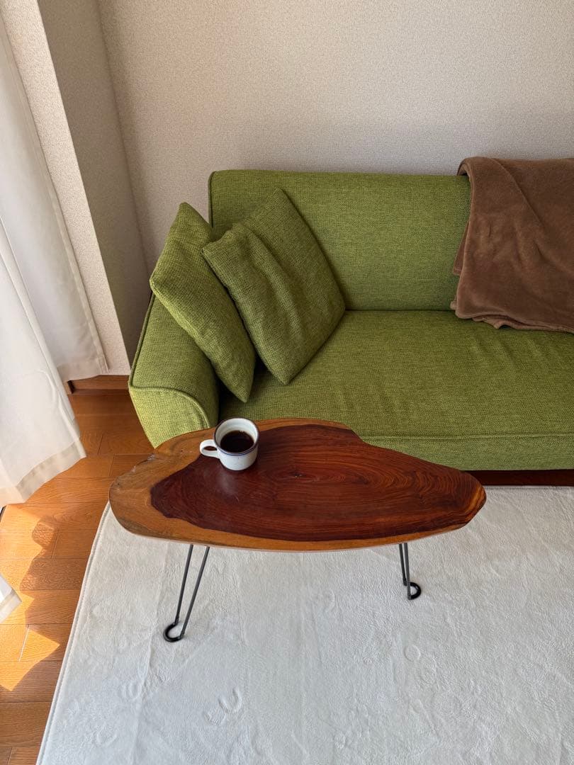 天然木　コーヒーテーブル　サイドテーブル　(一枚板)