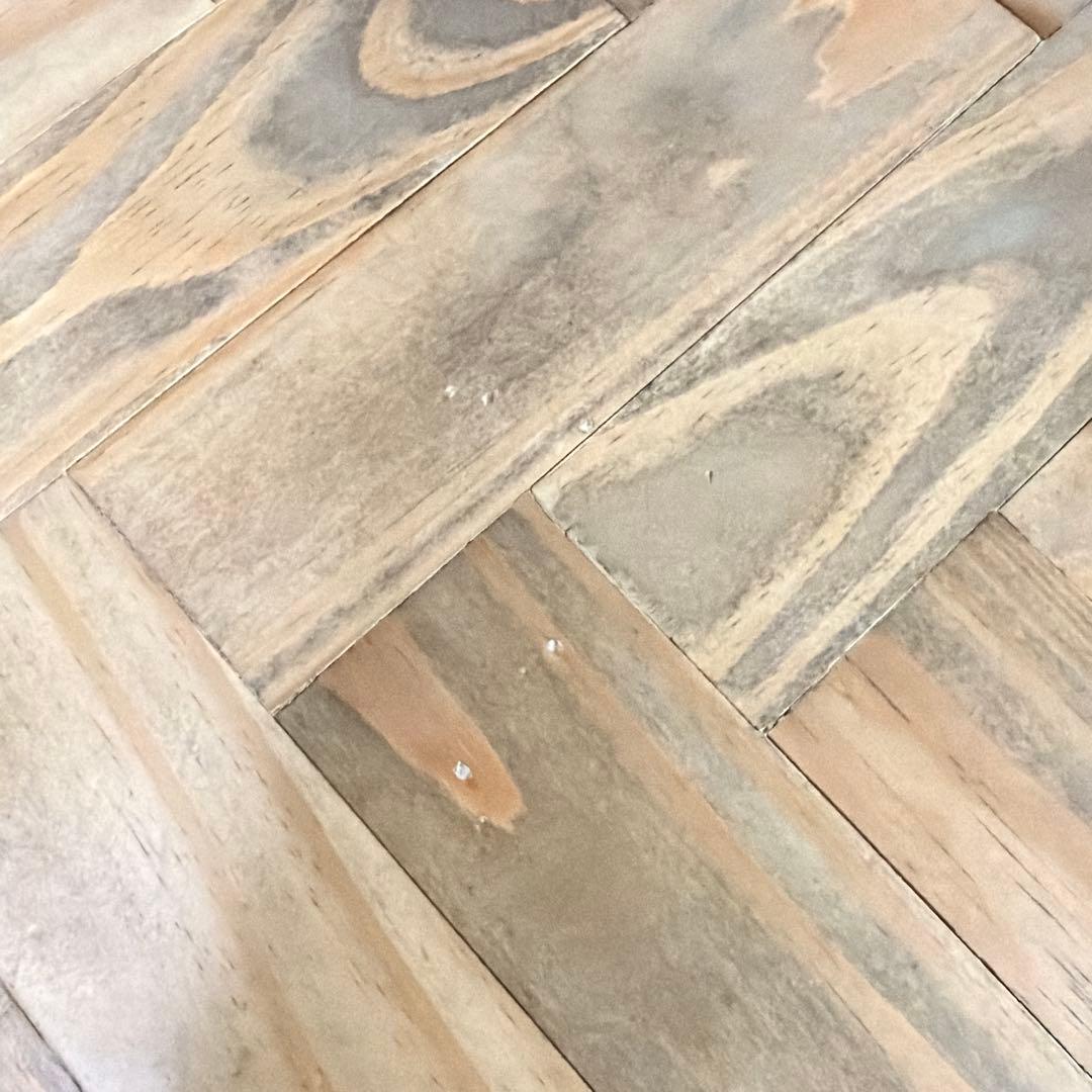 ヘリンボーン ダイニングテーブル 幅80cm 2人用 アイアン脚 木製 カフェ風