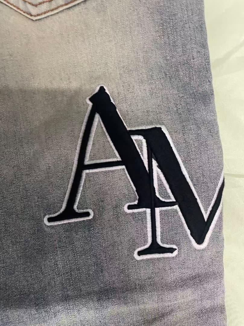 AMIRI スリムジーンズ プルーメンズ