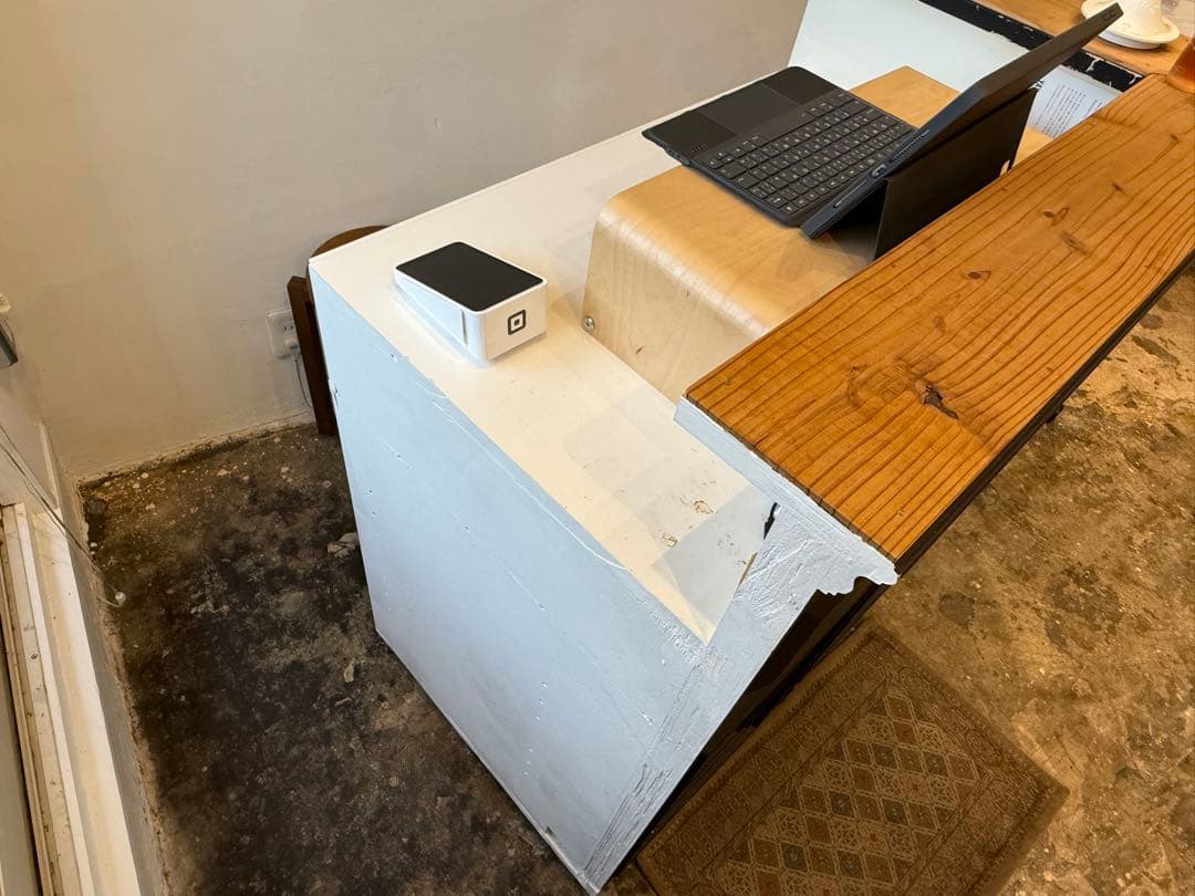 特注レセプションカウンター／レジカウンター