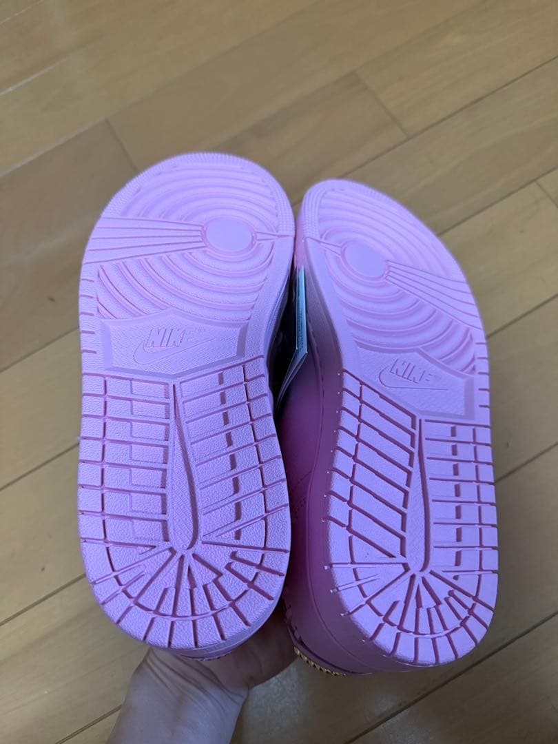 AIR JORDAN 1 LOW サイトウリオニー