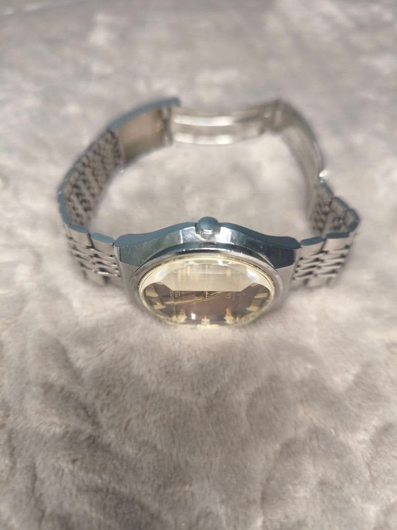 SEIKO　AUTOMATIC LM　25JEWELS 5606-7320