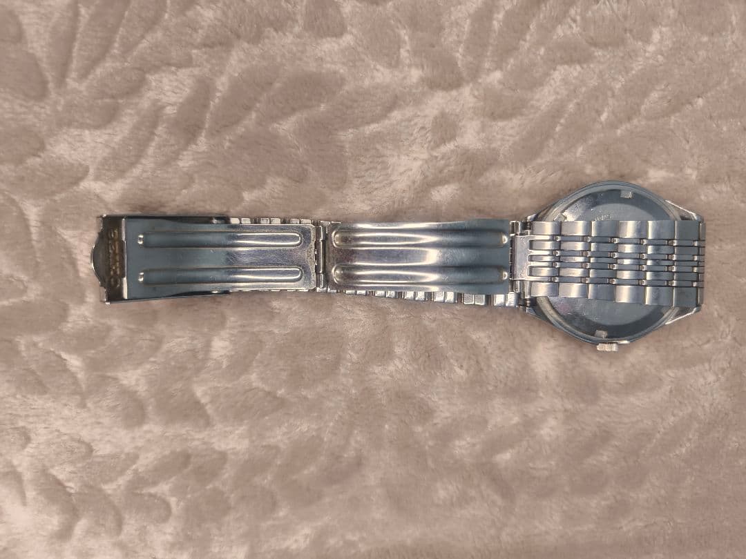 SEIKO　AUTOMATIC LM　25JEWELS 5606-7320