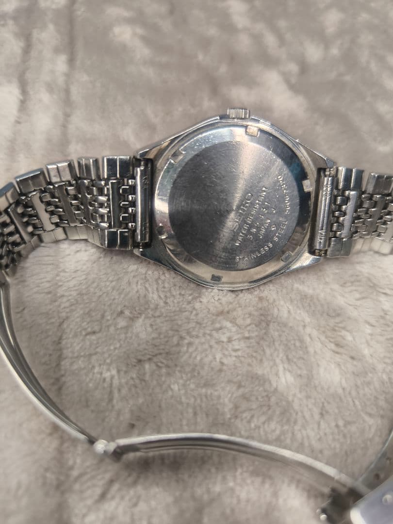 SEIKO　AUTOMATIC LM　25JEWELS 5606-7320