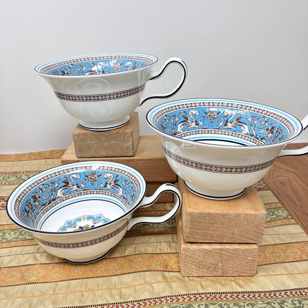 黒壺　ウェッジウッド フロレンティーンターコイズ カップ＆ソーサー　3客セット