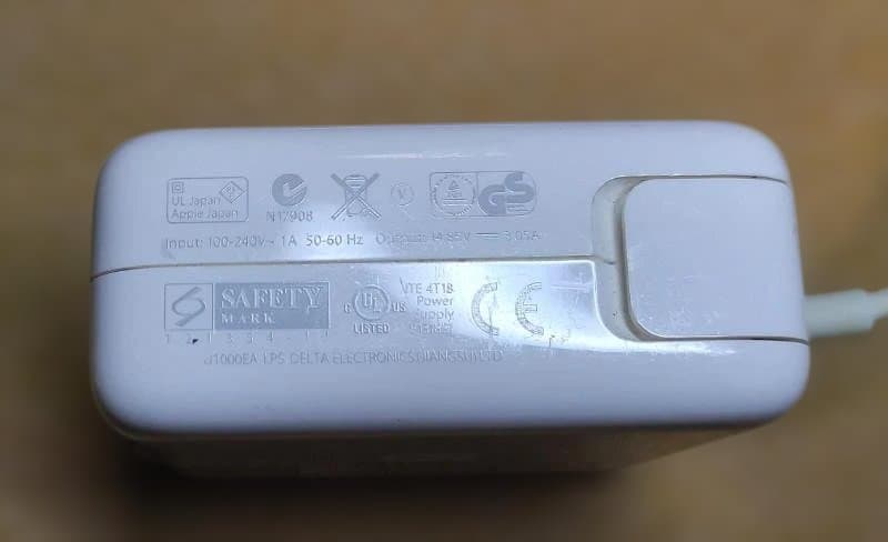 MacBook本体 MacBook Air Early 2015 A1465 Core i5