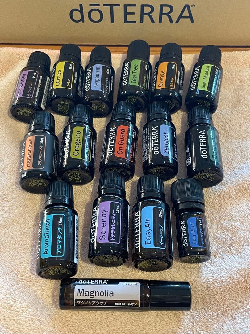 ヒ*ポ様 ドテラdoTERRA デラックスセット同等オイルのみ