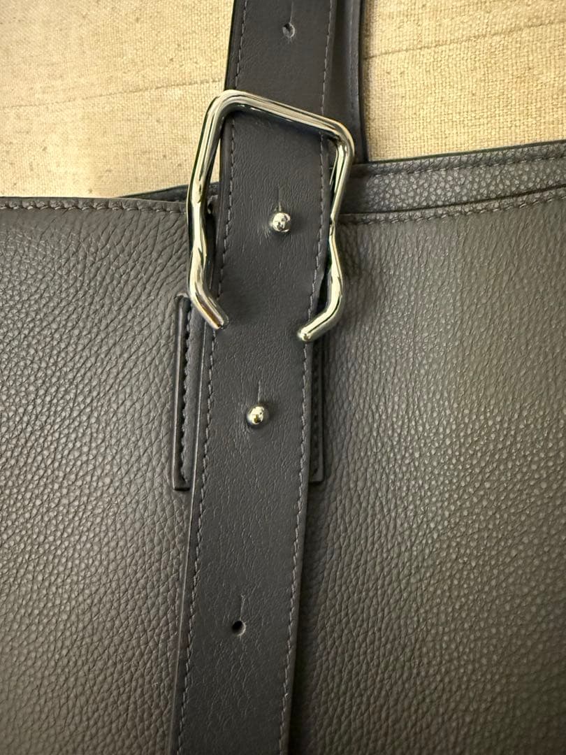 【美品】LOEWE バックルトートバッグ ジップ アンスラサイト　正規品