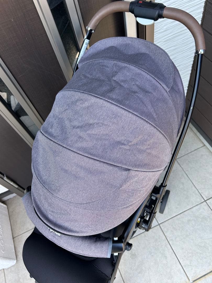 アップリカ　ラクーナクッションAF 2023年モデル　グレー