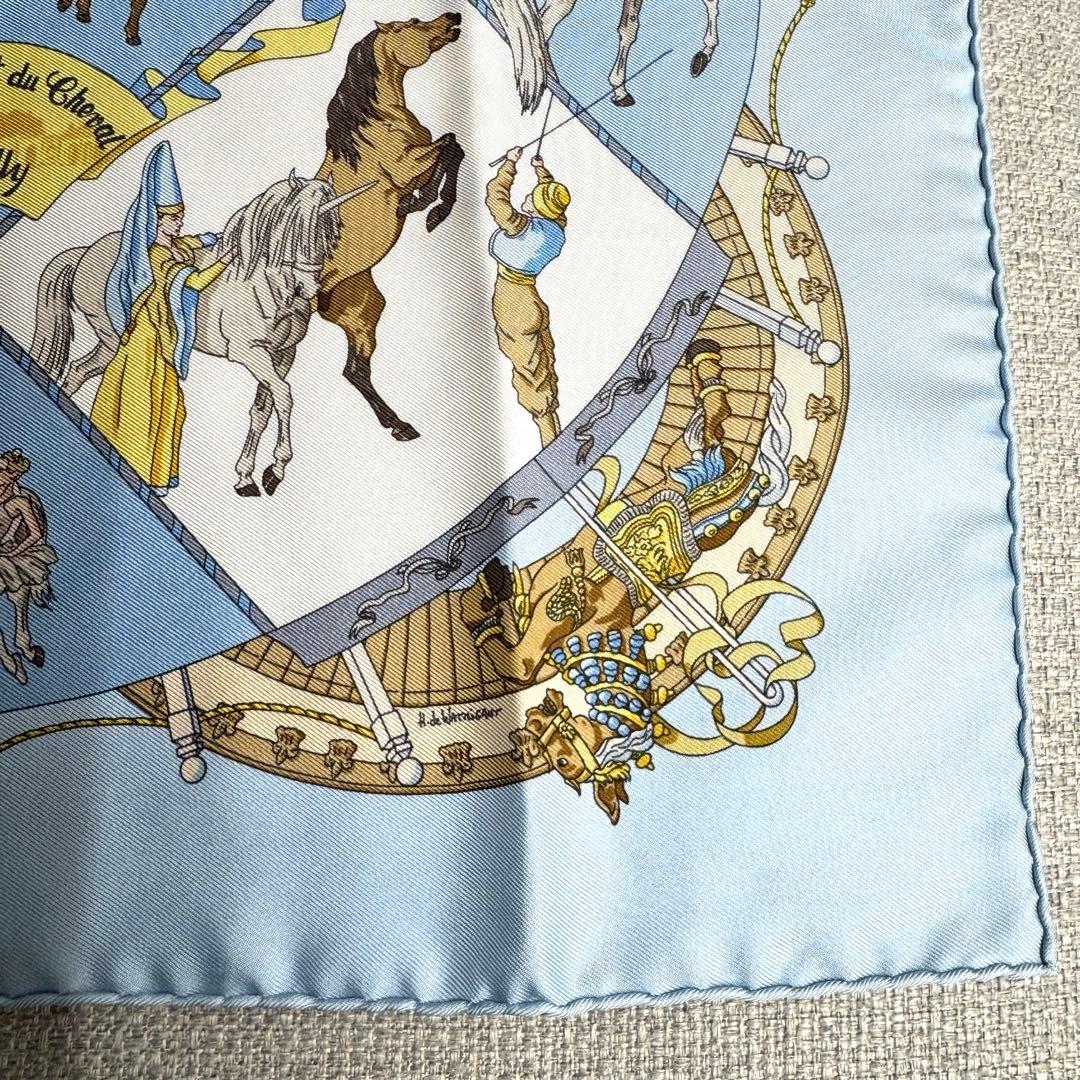 エルメス　カレ40 スカーフ　プチカレ　シャンティイ城　馬の博物館 ブルー