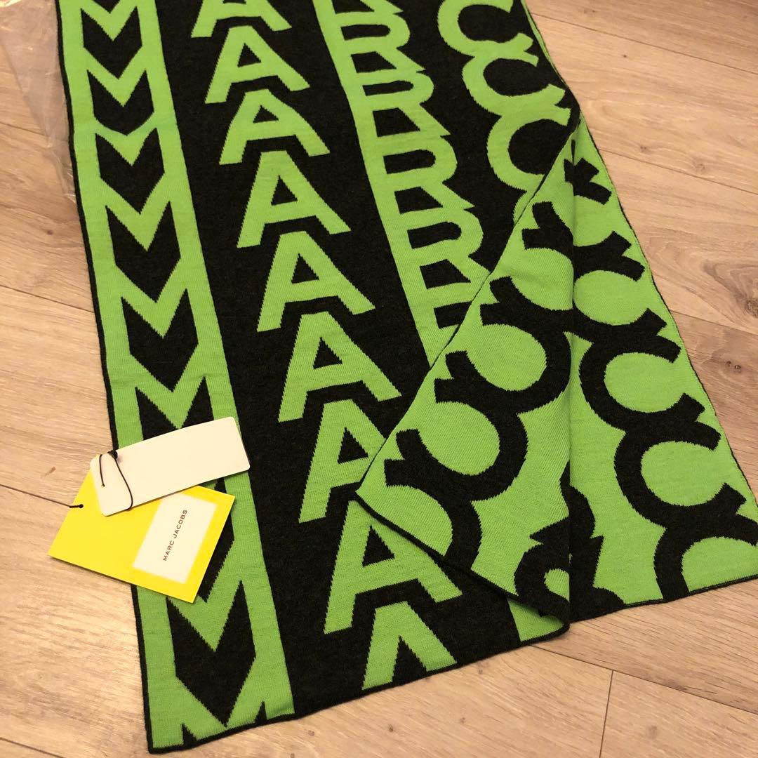 マークジェイコブス マフラー