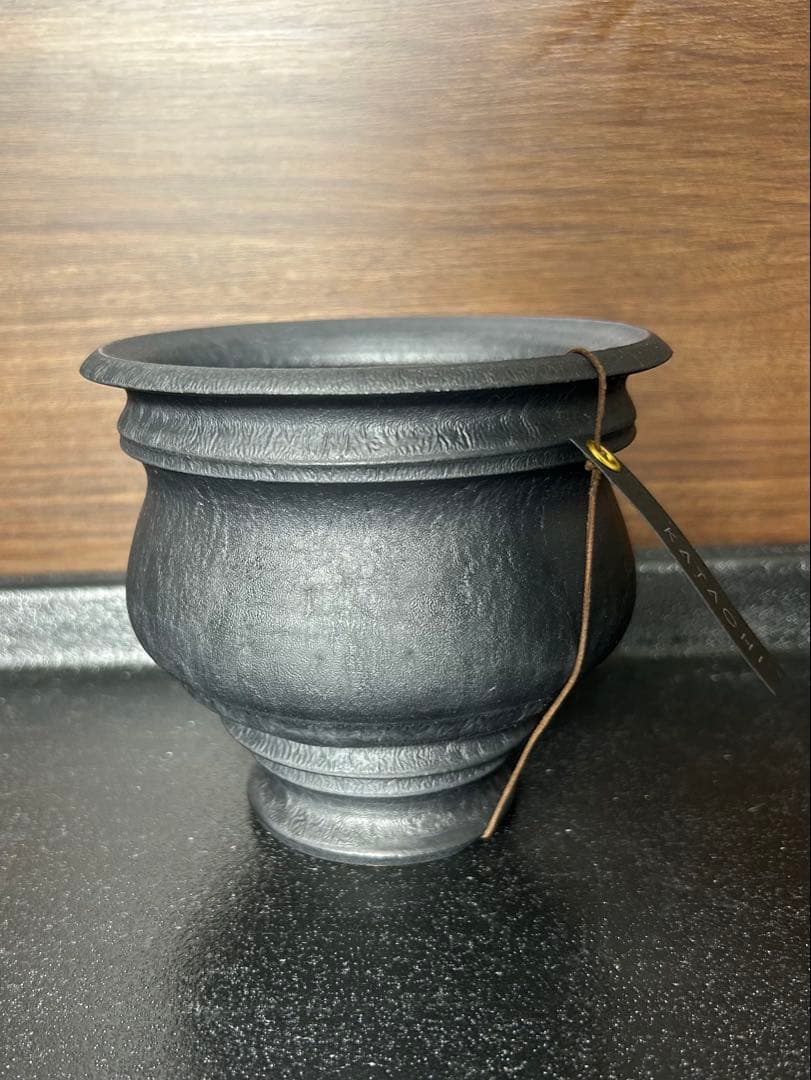 カタチ製作所　Mederu pot クラッチブーケ Mサイズ レザーブラック