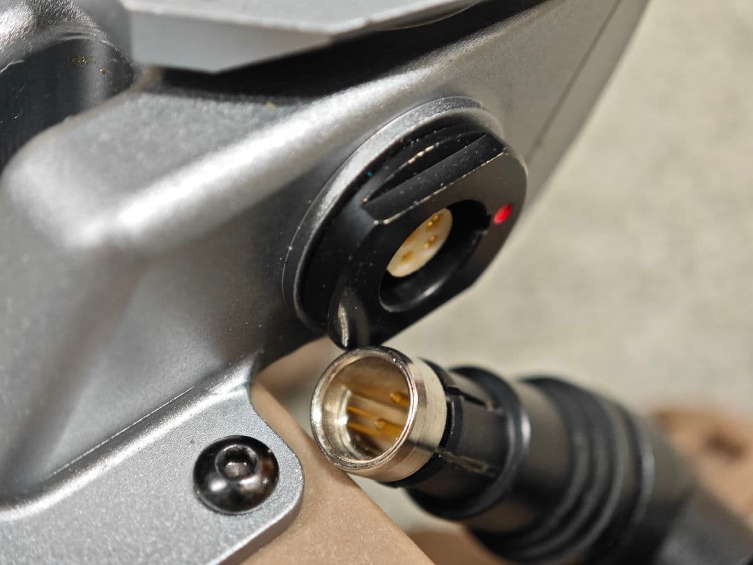 「4カメラ搭載」GPNVG-18 四目デジタルナイトビジョン