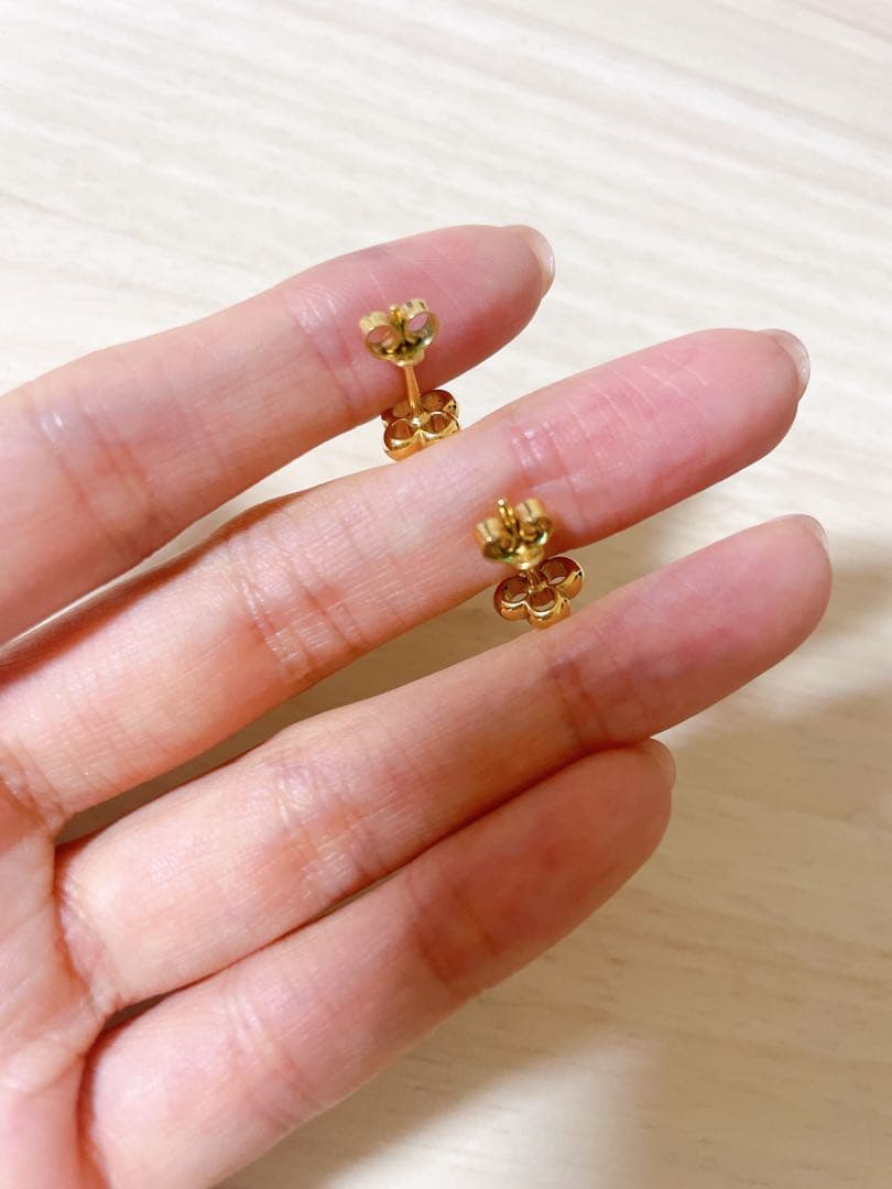 ルイヴィトン フラワーピアス