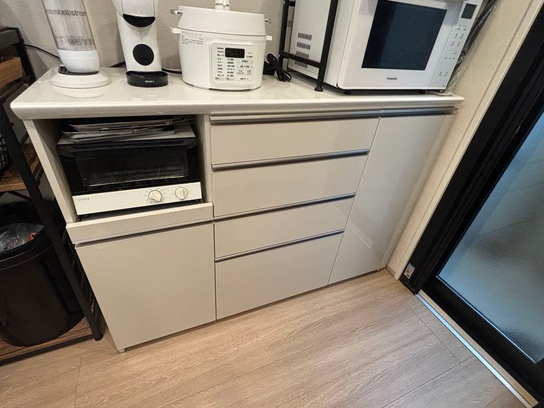 パモウナ キッチンカウンター