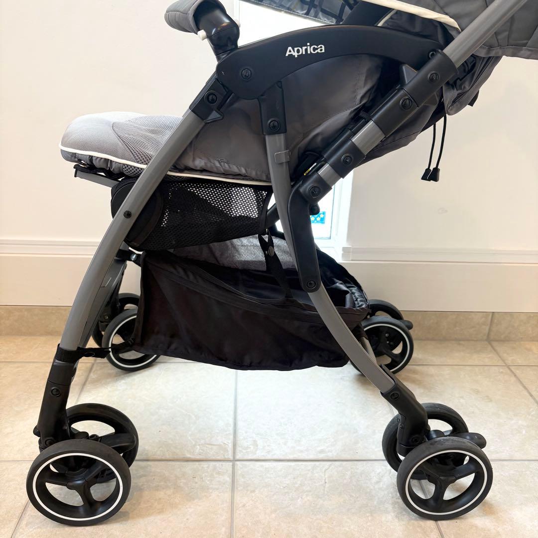 【美品】 Aprica ラクーナ クッション ベビーカー グレー 両対面式 A型