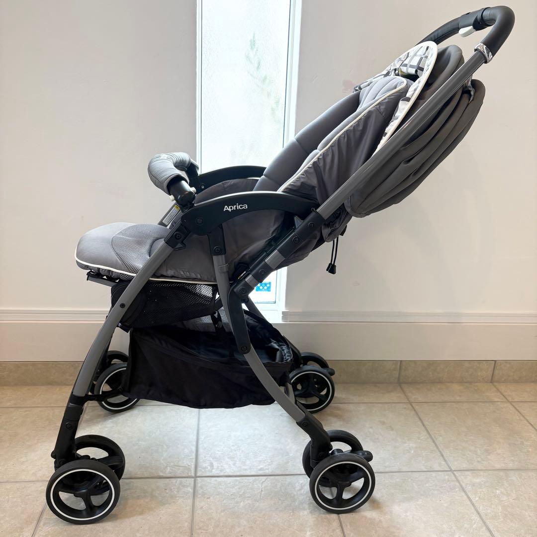 【美品】 Aprica ラクーナ クッション ベビーカー グレー 両対面式 A型