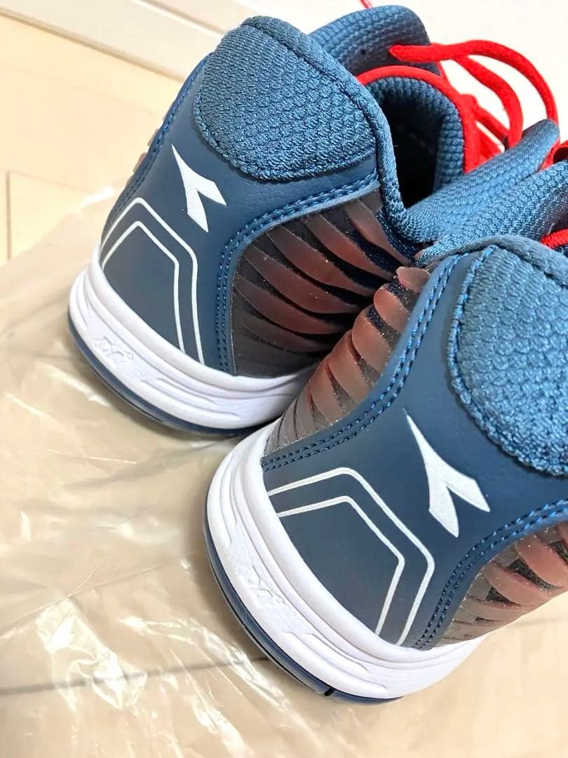 新品未使用品！　DIADORA ディアドラ テニスシューズ 28.5cm