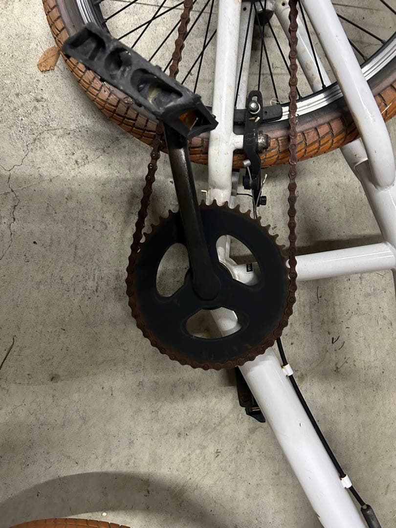 BMXバイク ホワイト 20インチ.送料込み