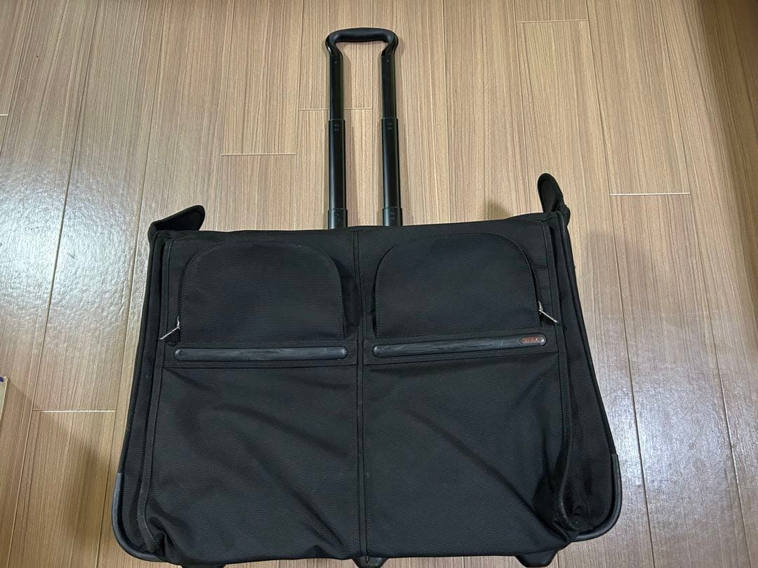 TUMIガーメントキャリー ブラック