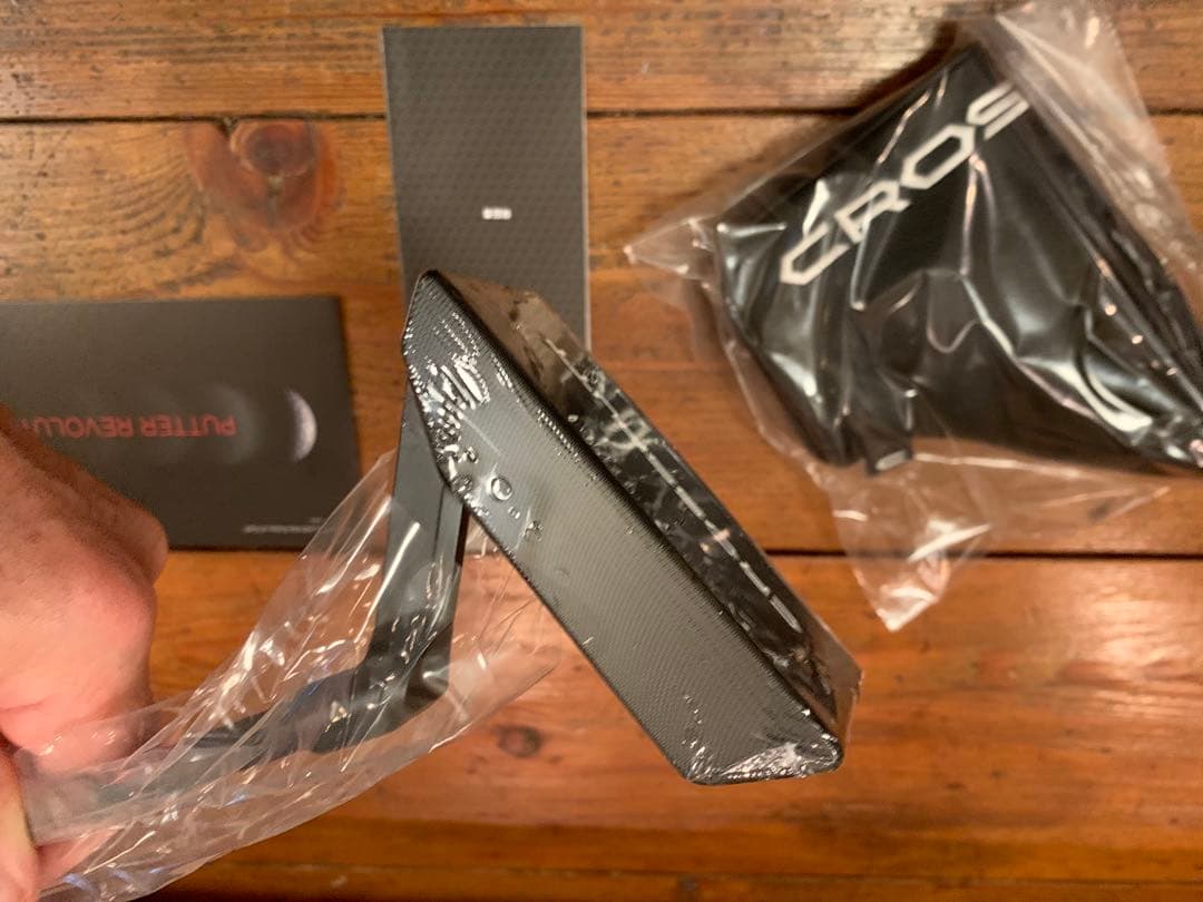 新品　シュリンク未開封　CROSSPUTT パター 黒　保証書　ヘッドカバー付き