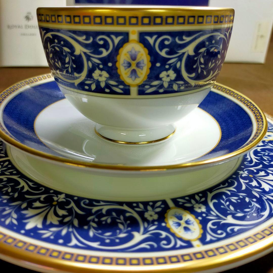   CHALLINOR ロイヤルドルトン チャリノー