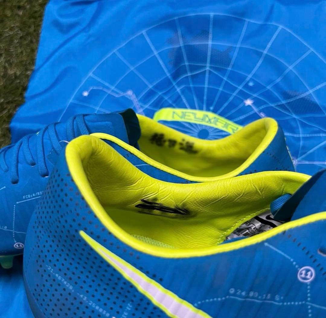 【美品】ナイキ マーキュリアル ヴェイパー 11 NJR HG-V