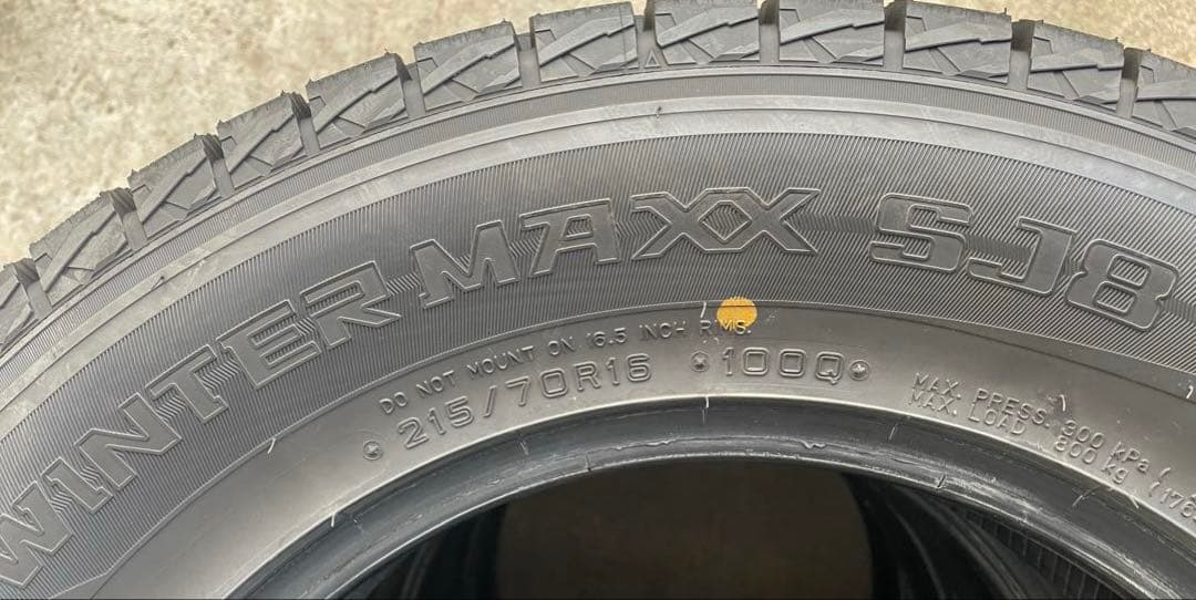 WINTER MAXX SJ8 215/70R16 スノータイヤ 4本 20年製