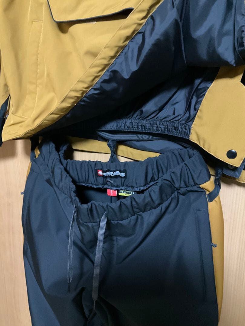 686 SIXEIGHTSIX スノーボードウェア 黒/茶　ウエアM パンツL