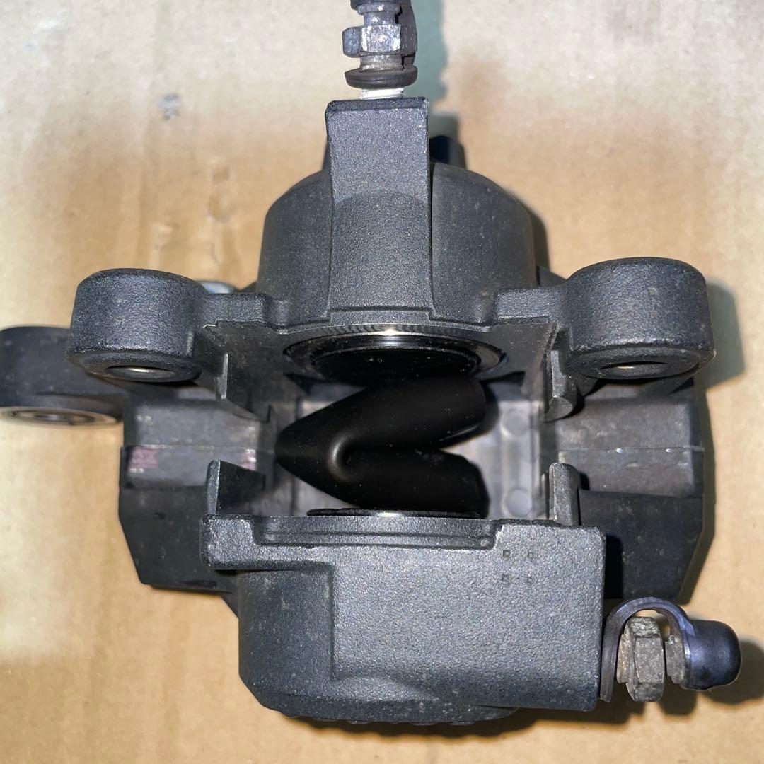 ダエグ 純正 ブレーキキャリパー