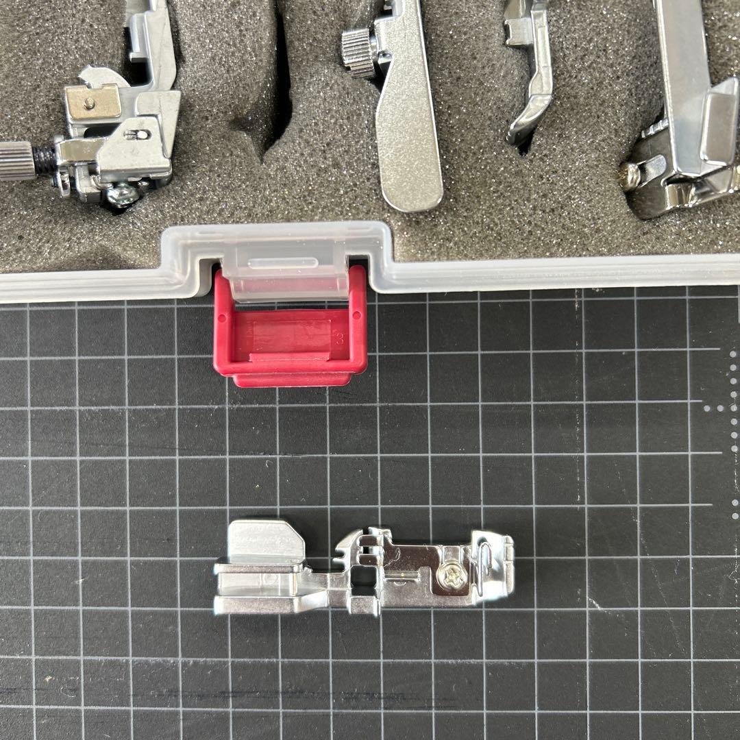 JUKI ロックミシン用押さえセット
