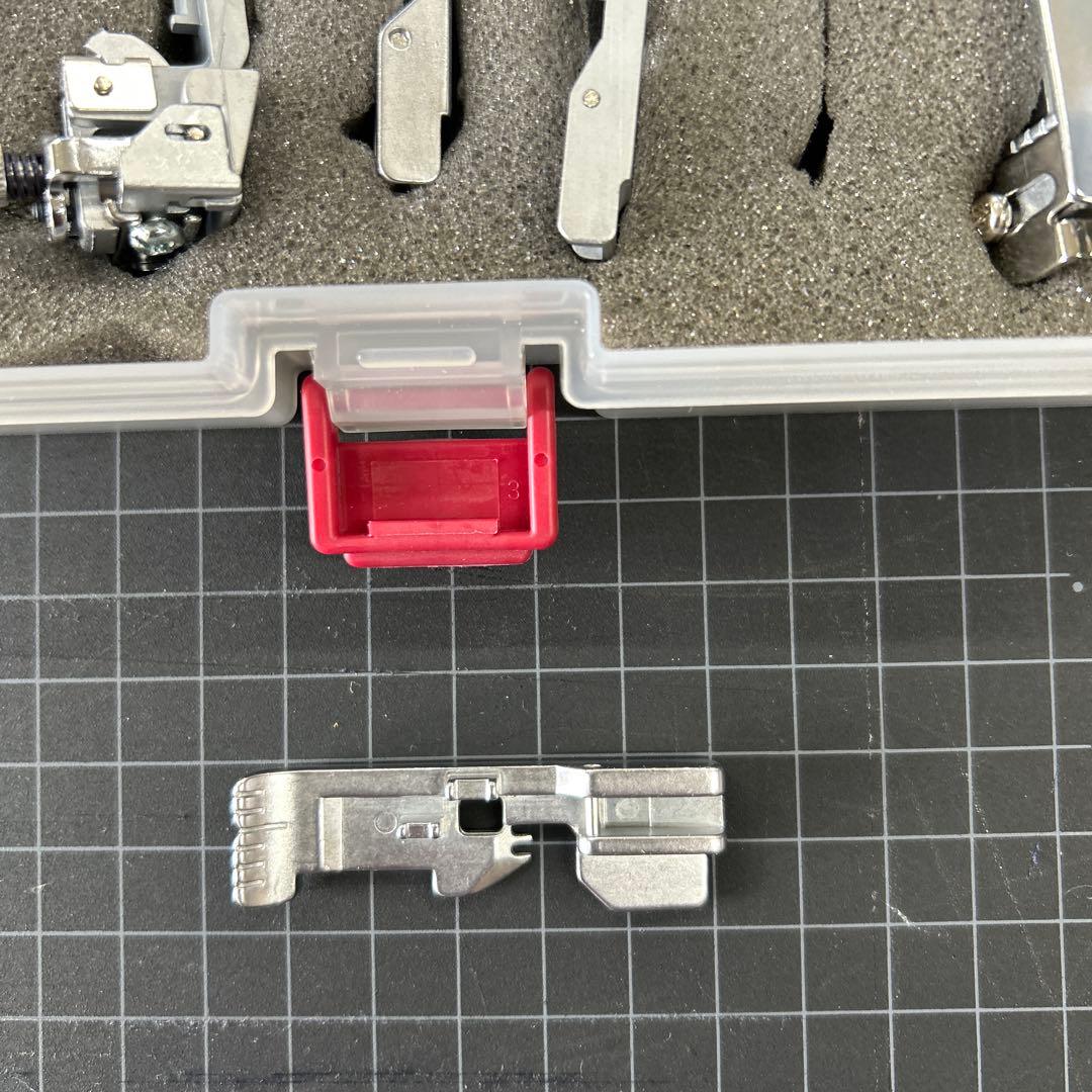 JUKI ロックミシン用押さえセット