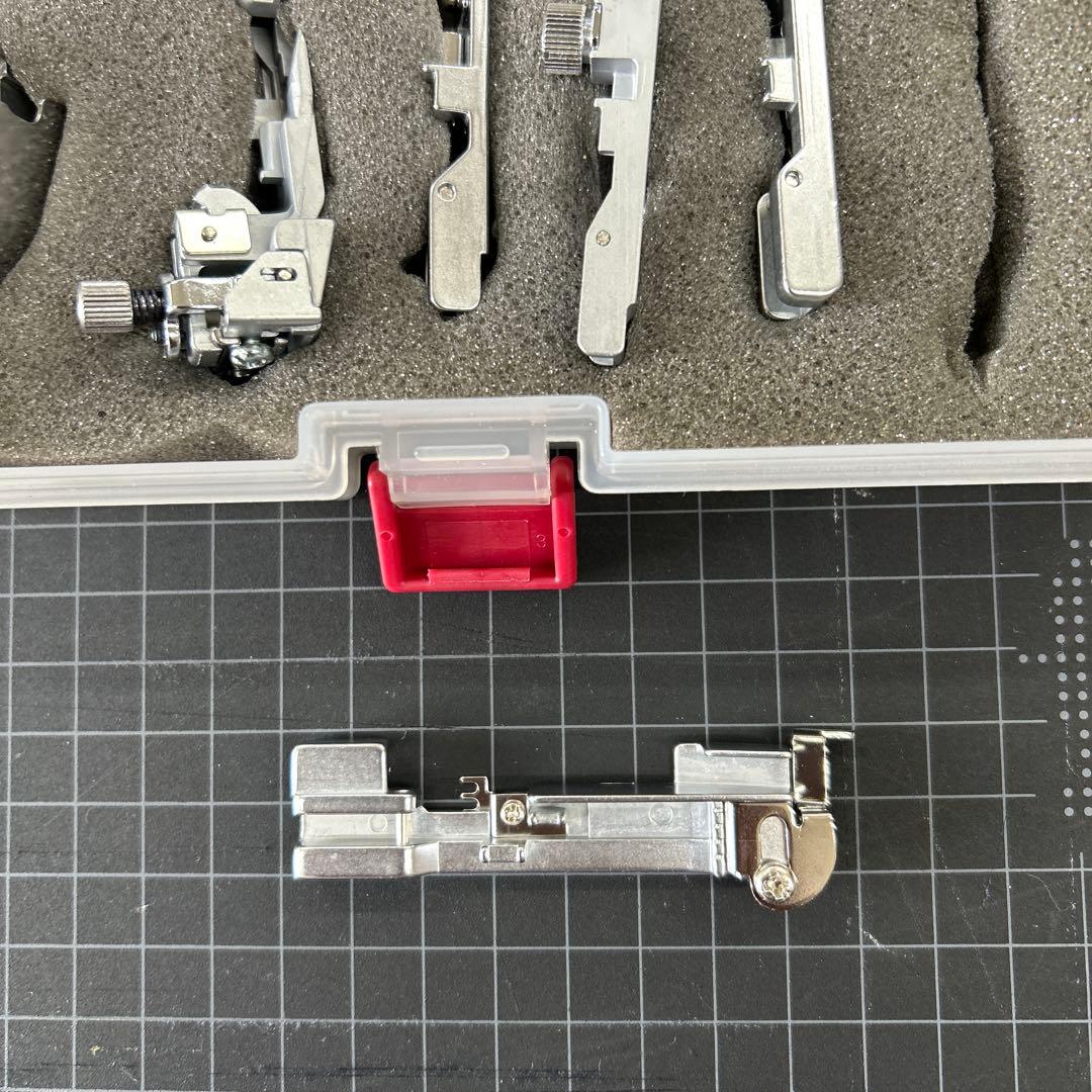 JUKI ロックミシン用押さえセット