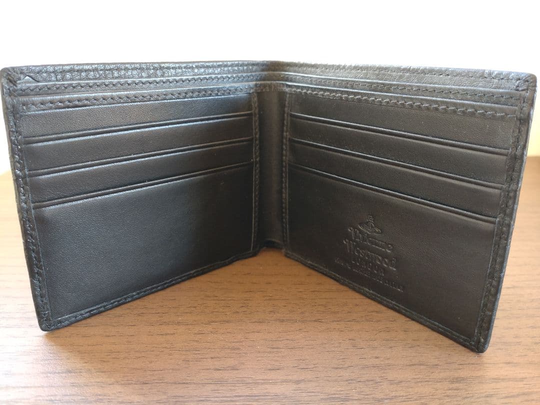 Vivienne Westwood スクイグル 黒革 二つ折り財布