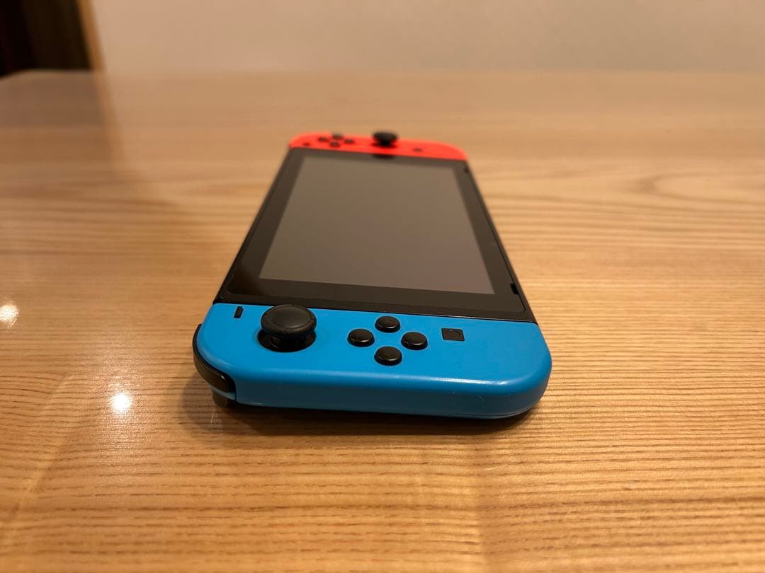 任天堂 NINTENDO SWITCH