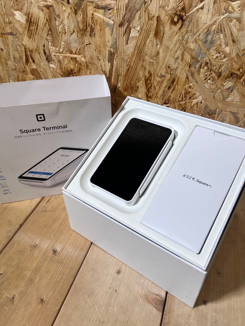 Square Terminal ホワイト