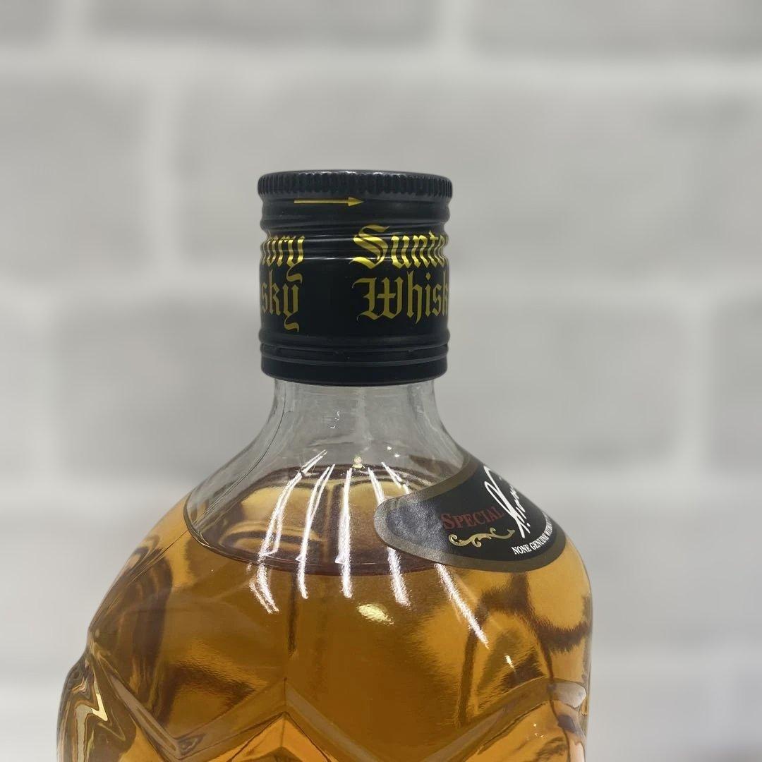黒角　サントリーウイスキー　700ml　43％ （2）