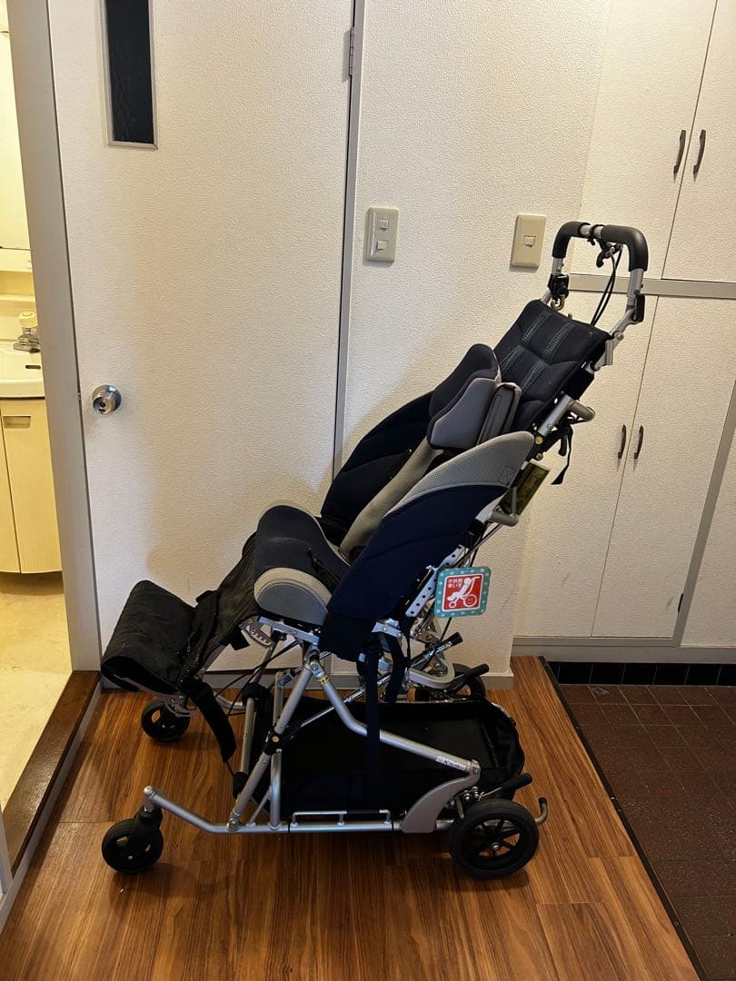 ハ*１様 ネイビー 介助用車椅子 折りたたみ