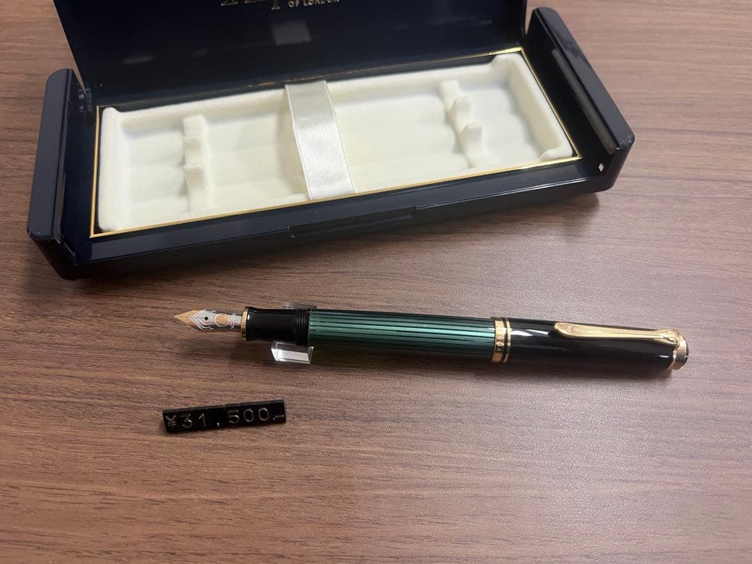 Pelikan（ペリカン）万年筆　ケース付き　【新品未使用】