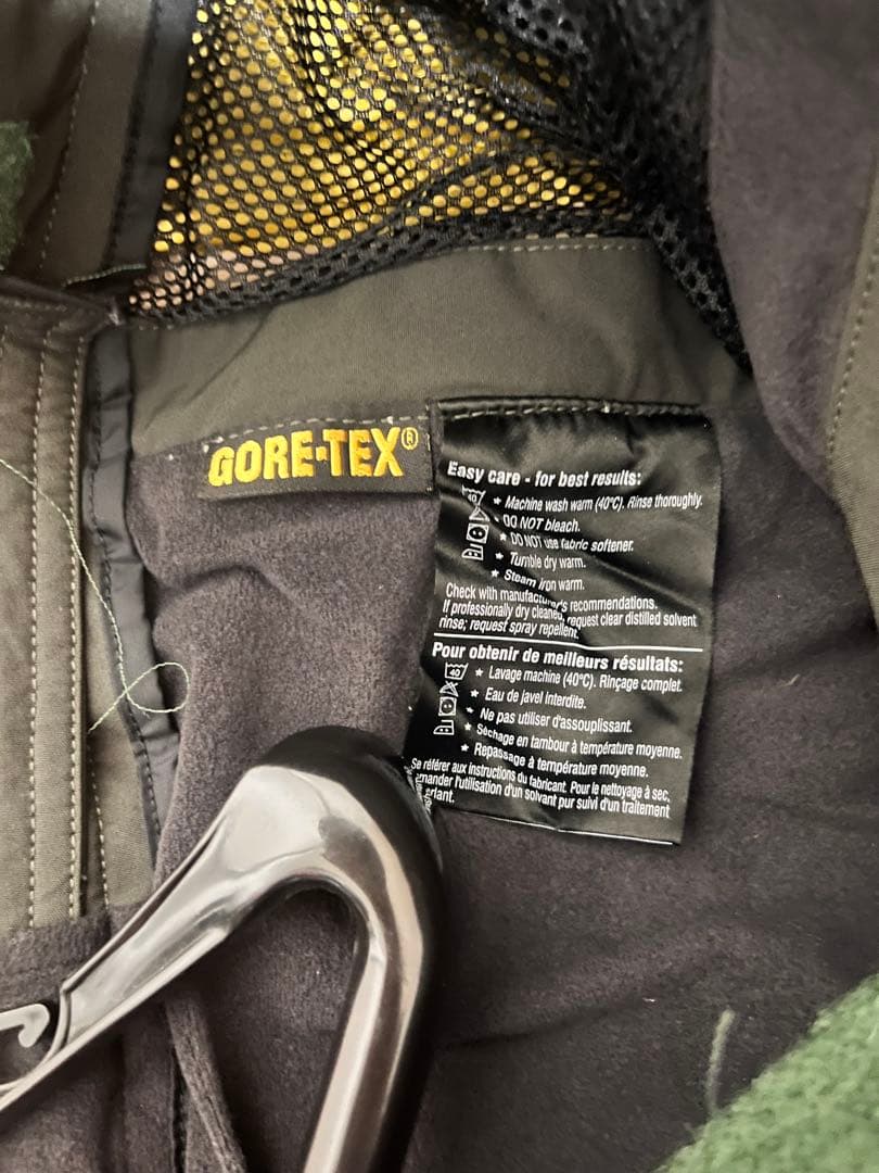 burton パンツ ゴアテックス m
