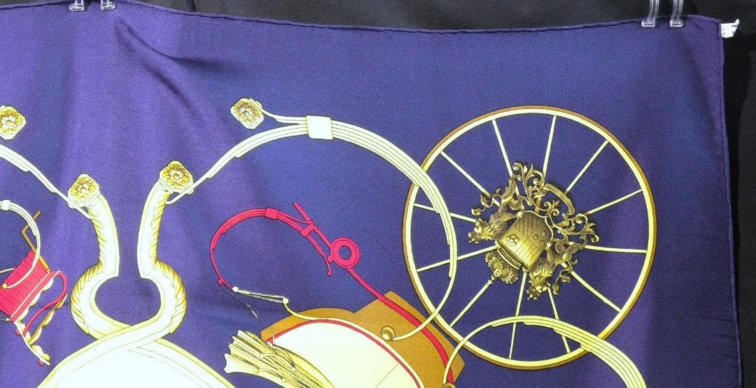 HERMES エルメス　大判スカーフ　カレ90　 D214